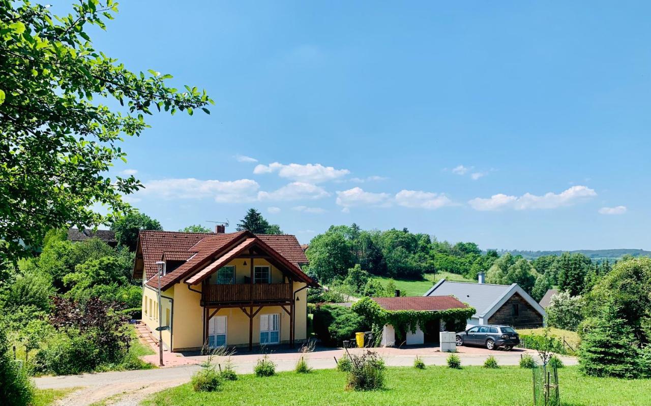 Apartmany Na Horce Blata Exterior photo